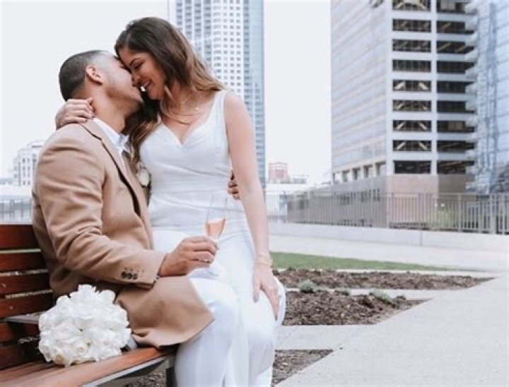 Willson Contreras Wife: Meet Andrea Villamizar