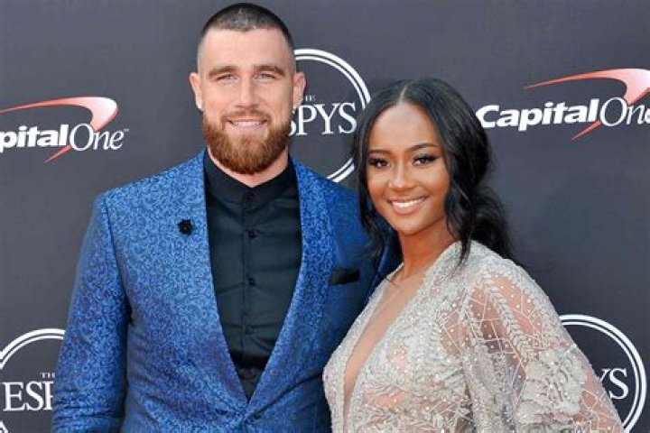 Wishuponacrane’s Girlfriend: Who is Wishuponacrane Dating?