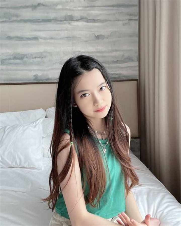 Xiao Yan Net Worth 2024, Age, Height, Bio, Birthday, Wiki!