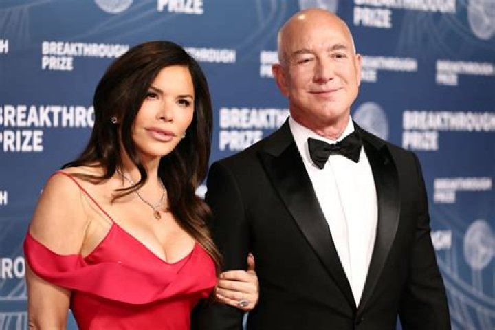 Yannis Bezos’s Wife: Who is Yannis Bezos Dating?