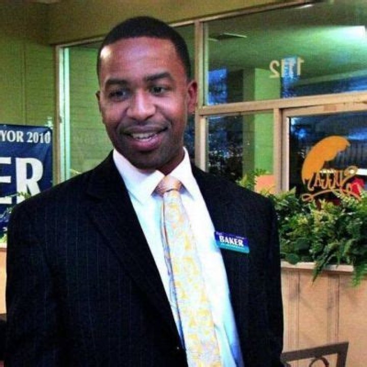 Zeph Baker Wife: How Did He End Up With Divorce? Charges And Arrest Detail